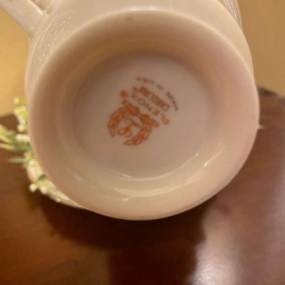 Floating Tea Cup - Picture 5 of 6